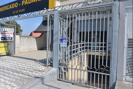 Casa para alugar com 600m², 3 quartos e sem vagaPlaca