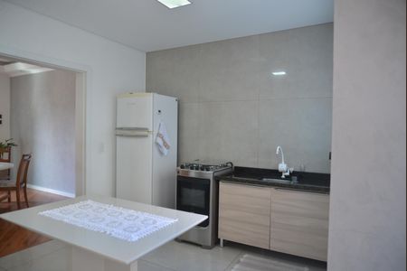 Casa para alugar com 600m², 3 quartos e sem vagaCozinha