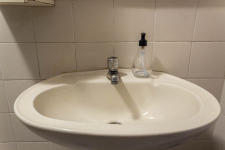 Apartamento à venda com 74m², 2 quartos e 1 vaga Apartamento à venda com 74m², 2 quartos e 1 vagaBanheiro