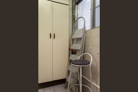 Apartamento à venda com 74m², 2 quartos e 1 vaga Apartamento à venda com 74m², 2 quartos e 1 vagaÁrea de Serviço