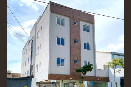 Apartamento à venda com 52m², 2 quartos e 2 vagas Apartamento à venda com 52m², 2 quartos e 2 vagasFachada