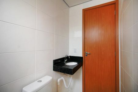 Apartamento à venda com 52m², 2 quartos e 2 vagasBanheiro da Suíte