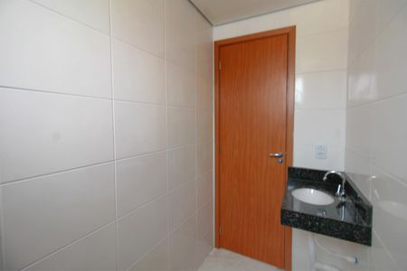 Apartamento à venda com 52m², 2 quartos e 2 vagasBanheiro