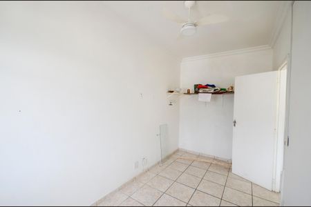 Apartamento à venda com 106m², 3 quartos e 2 vagasQuarto 3