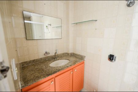Apartamento à venda com 106m², 3 quartos e 2 vagasBanheiro 2