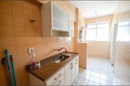 Apartamento à venda com 106m², 3 quartos e 2 vagasCozinha