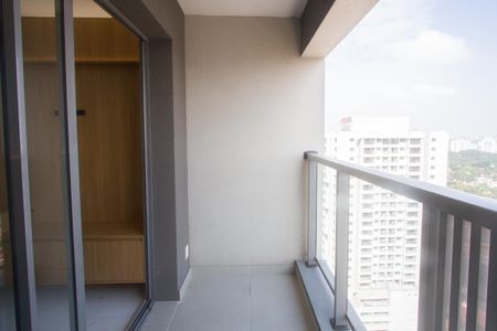 Studio à venda com 25m², 1 quarto e sem vaga Studio à venda com 25m², 1 quarto e sem vagaVaranda
