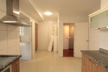 Apartamento à venda com 173m², 3 quartos e 3 vagasCozinha