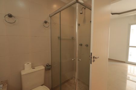 Apartamento à venda com 173m², 3 quartos e 3 vagasBanheiro da Suíte 1