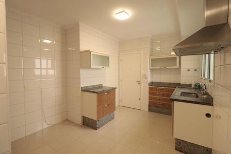Apartamento à venda com 173m², 3 quartos e 3 vagasCozinha