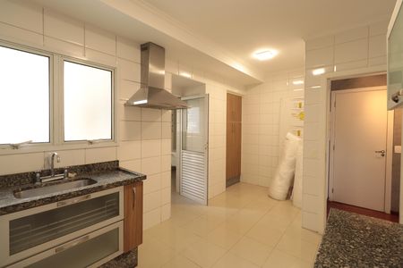 Apartamento à venda com 173m², 3 quartos e 3 vagasCozinha