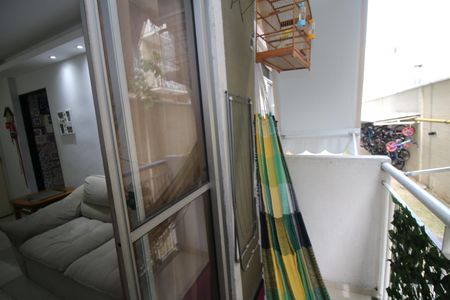 Apartamento à venda com 48m², 2 quartos e 1 vagaVaranda