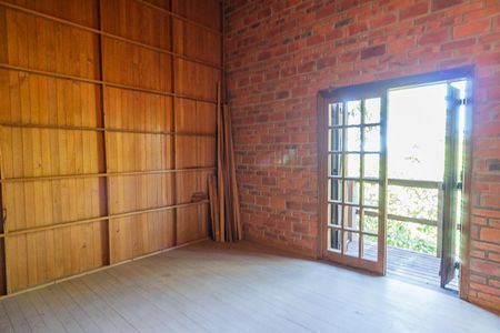 Casa à venda com 390m², 4 quartos e 3 vagas Casa à venda com 390m², 4 quartos e 3 vagasSuíte