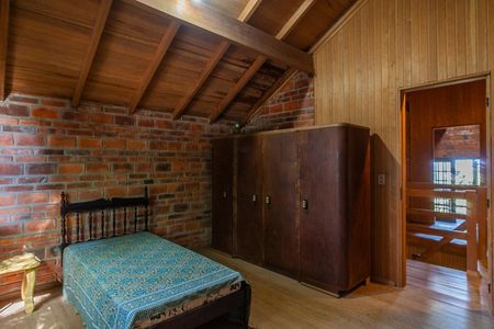 Casa à venda com 390m², 4 quartos e 3 vagas Casa à venda com 390m², 4 quartos e 3 vagasQuarto 1