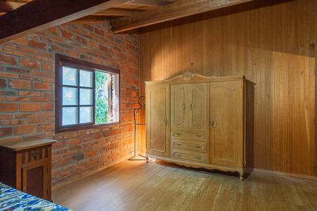 Casa à venda com 390m², 4 quartos e 3 vagas Casa à venda com 390m², 4 quartos e 3 vagasQuarto 2
