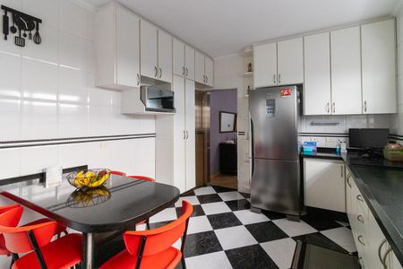 Casa à venda com 200m², 5 quartos e 2 vagasCozinha