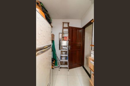 Casa à venda com 200m², 5 quartos e 2 vagasQuarto 4