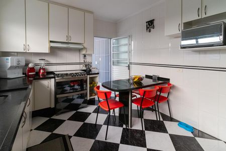 Casa à venda com 200m², 5 quartos e 2 vagasCozinha