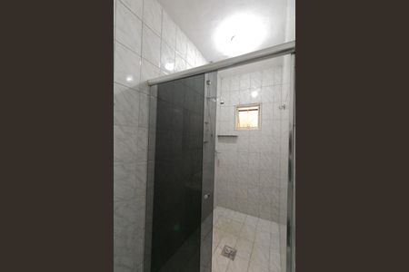 Casa para alugar com 280m², 3 quartos e 2 vagasBanheiro Social