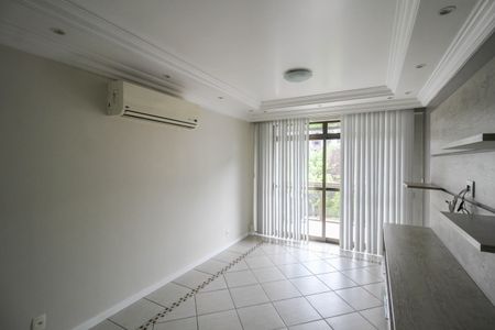 Apartamento para alugar com 96m², 3 quartos e 1 vagaSala