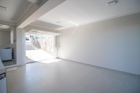 Casa à venda com 185m², 3 quartos e 2 vagasGaragem