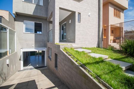 Casa à venda com 185m², 3 quartos e 2 vagasFachada
