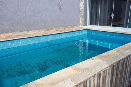 Casa para alugar com 80m², 2 quartos e 1 vagaPiscina