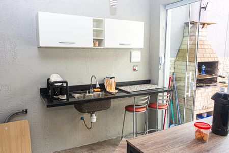 Casa para alugar com 80m², 2 quartos e 1 vagaCozinha