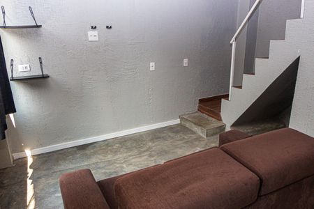 Casa para alugar com 80m², 2 quartos e 1 vagaSala