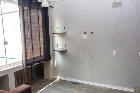 Casa para alugar com 80m², 2 quartos e 1 vagaSala