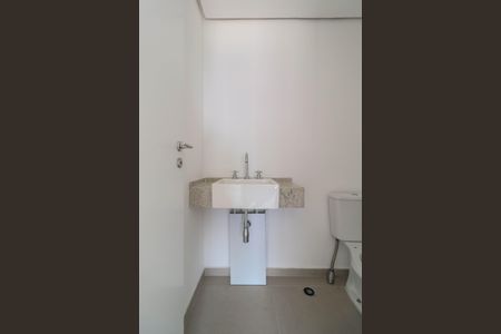 Apartamento à venda com 70m², 2 quartos e 1 vaga Apartamento à venda com 70m², 2 quartos e 1 vagaBanheiro da Suíte 1