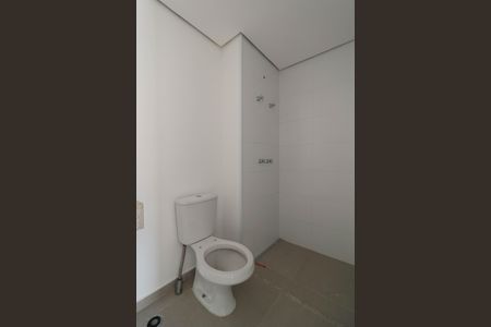 Apartamento à venda com 70m², 2 quartos e 1 vaga Apartamento à venda com 70m², 2 quartos e 1 vagaBanheiro da Suíte 1