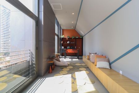 Apartamento à venda com 70m², 2 quartos e 1 vaga Apartamento à venda com 70m², 2 quartos e 1 vagaCoworking