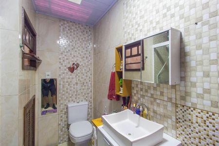 Casa à venda com 200m², 2 quartos e 2 vagasBanheiro