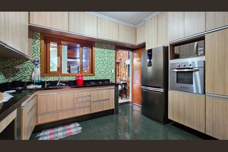 Casa à venda com 350m², 4 quartos e 3 vagasCozinha