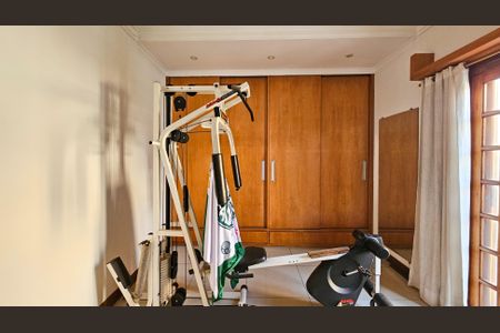 Casa à venda com 350m², 4 quartos e 3 vagasQuarto 2