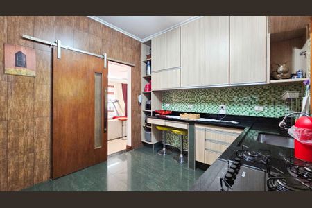 Casa à venda com 350m², 4 quartos e 3 vagasCozinha