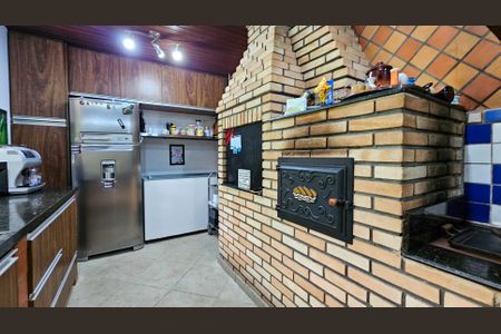 Casa à venda com 350m², 4 quartos e 3 vagasÁrea comum - Churrasqueira