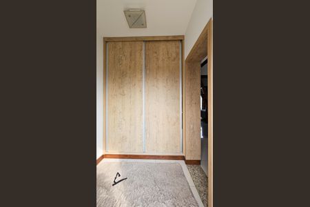 Casa à venda com 350m², 4 quartos e 3 vagasCloset Suíte 