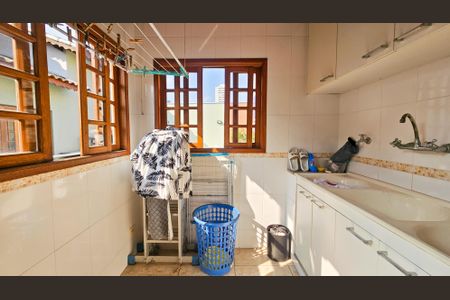 Casa à venda com 350m², 4 quartos e 3 vagasÁrea de Serviço