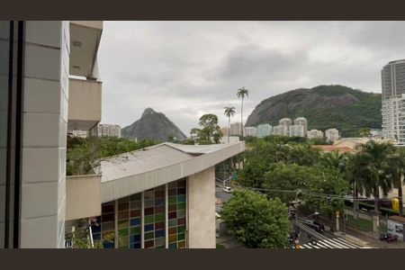 Apartamento à venda com 75m², 2 quartos e 1 vagaVista da área de serviço