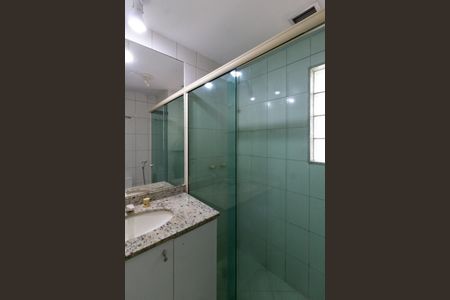 Apartamento à venda com 75m², 2 quartos e 1 vagaBanheiro da suíte 1