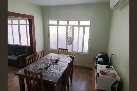 Casa para alugar com 165m², 3 quartos e 3 vagas Casa para alugar com 165m², 3 quartos e 3 vagasCozinha
