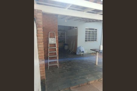 Casa para alugar com 165m², 3 quartos e 3 vagas Casa para alugar com 165m², 3 quartos e 3 vagasÁrea externa