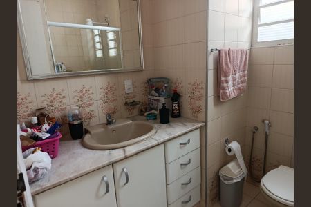 Casa para alugar com 165m², 3 quartos e 3 vagas Casa para alugar com 165m², 3 quartos e 3 vagasBanheiro