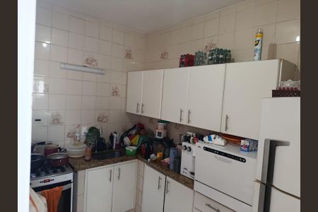 Casa para alugar com 165m², 3 quartos e 3 vagas Casa para alugar com 165m², 3 quartos e 3 vagasCozinha