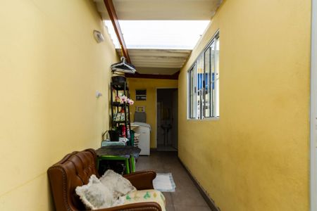 Casa à venda com 150m², 4 quartos e 2 vagasÁrea de serviço