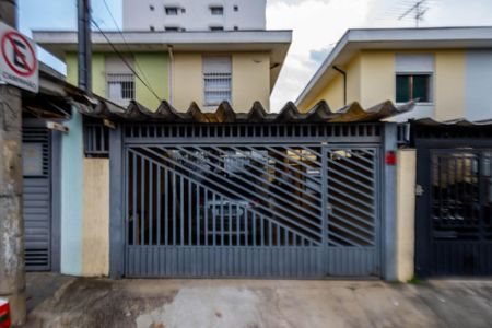 Casa à venda com 150m², 4 quartos e 2 vagasFachada