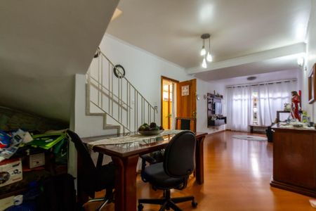 Casa à venda com 150m², 4 quartos e 2 vagasSala