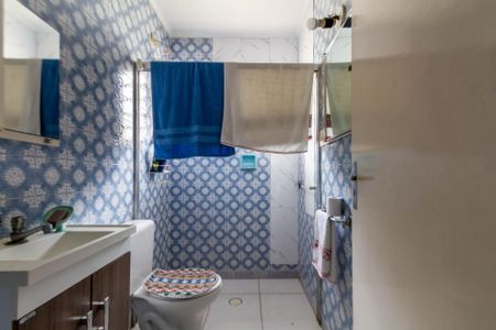 Casa à venda com 150m², 4 quartos e 2 vagasBanheiro social  2